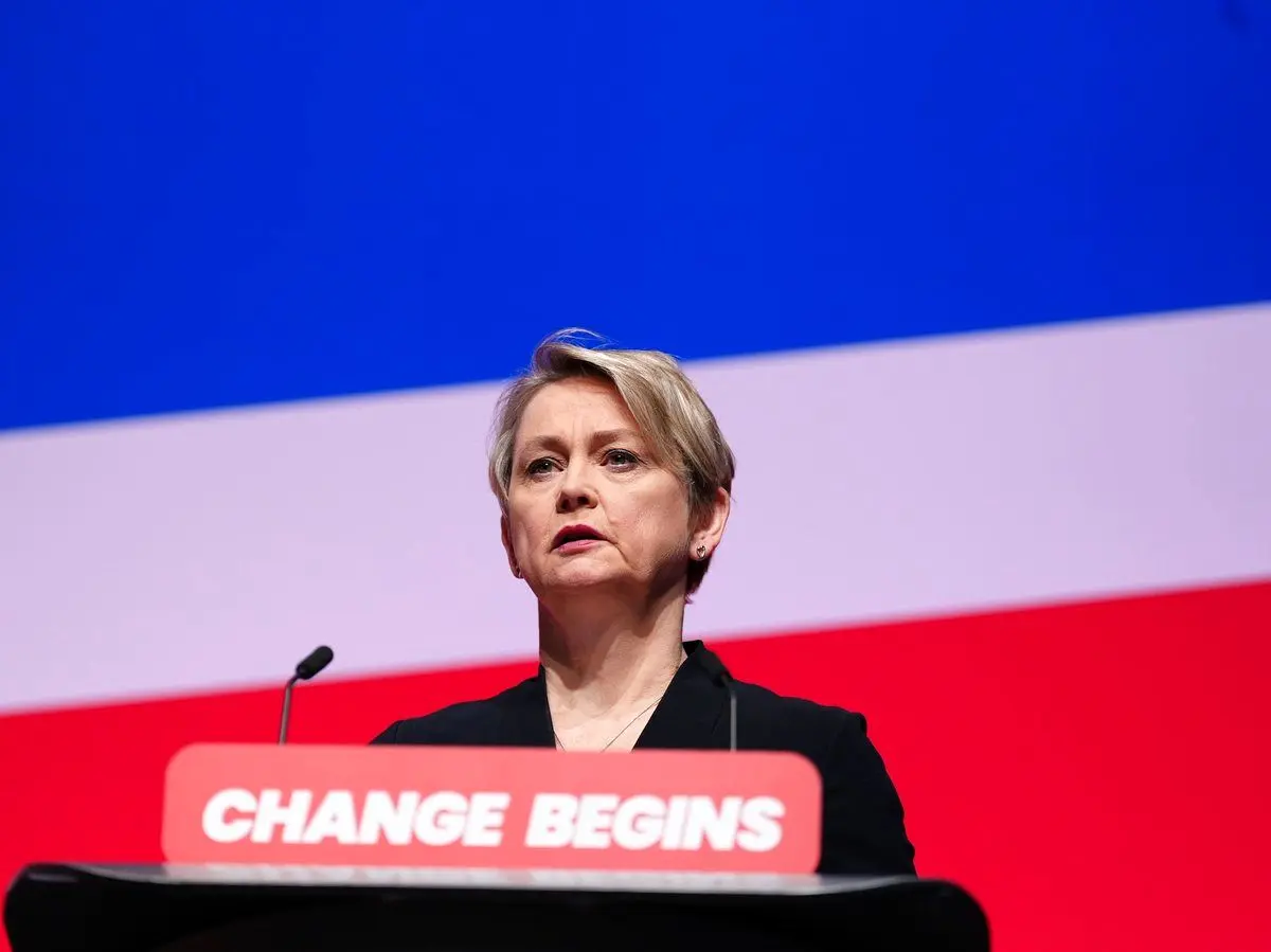 درخواست وزیر امور خارجه بریتانیا از ایران: امکان ازسرگیری کامل کشتیرانی جهانی از تنگه هرمز را فراهم کنید