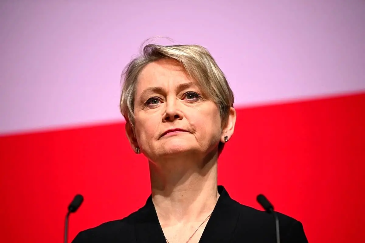 انگلیس: آواره شدن هزاران لبنانی در نتیجه حمله اسرائیل قابل قبول نیست