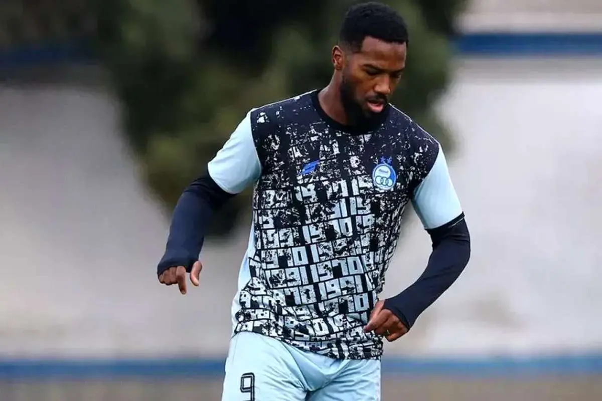 پیام ویژه ستاره خط حمله استقلال برای هواداران