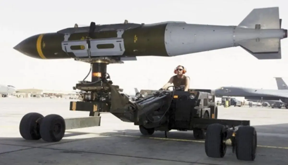 فروش بمب‌های نقطه زن JDAM آمریکایی به اوکراین