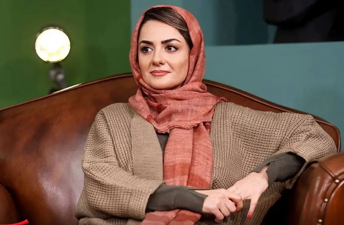  تصاویری از بیتا سحرخیز با چهره غمگین و نگاه معنادار
