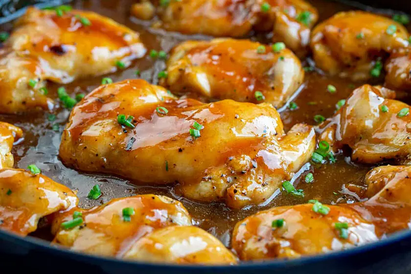 طرز تهیه مرغ زردآلویی؛ طعم جدید و خاص 

