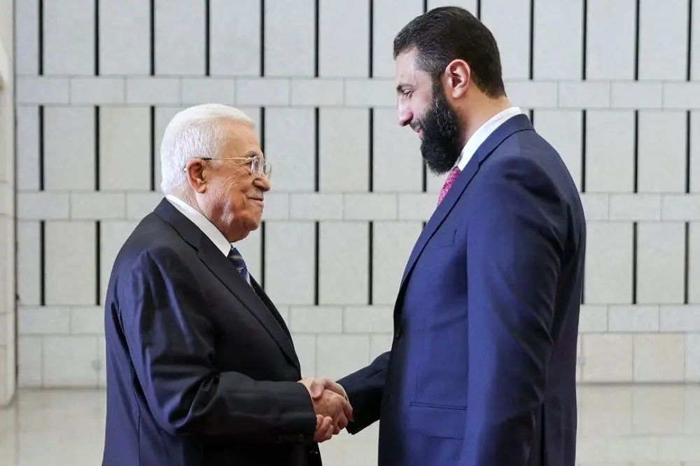 منابع عربی: الجولانی و محمود عباس با ترامپ دیدار می‌کنند
