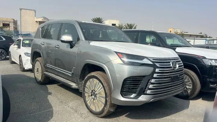 شاسی بلند لوکس جدید لکسوس در ایران