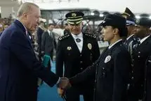 اردوغان مدرک فارغ‌التحصیلی پلیس زن فلسطینی را شخصاً اهدا کرد