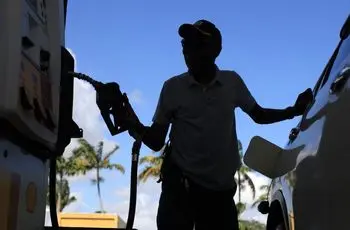 افزایش شوک‌آور قیمت بنزین در آمریکا