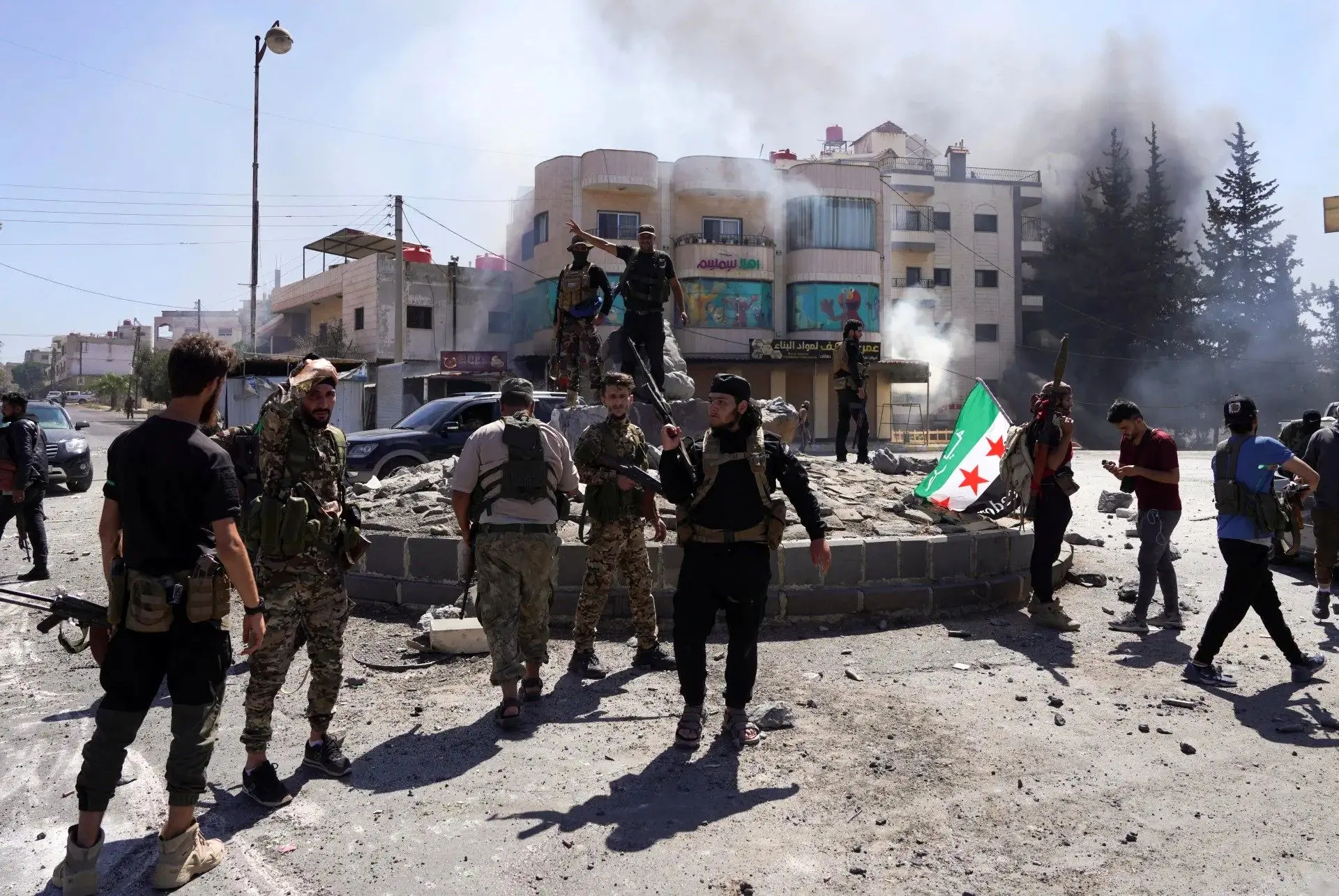 تجاوز رژیم صهیونیستی به جنوب سوریه و واکنش شدید جوانان سوری