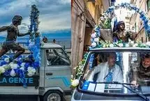 مجسمه مارادونا در خیابان‌های ناپل به مناسبت تولد ۶۵سالگی 