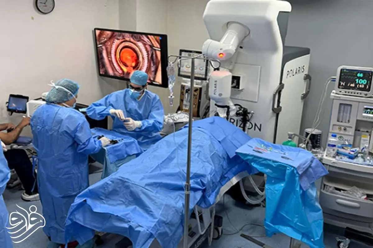 اولین جراحی موفق آب مروارید با کمک ربات