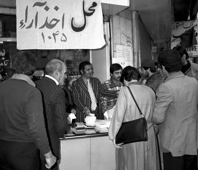 همه پرسی۴