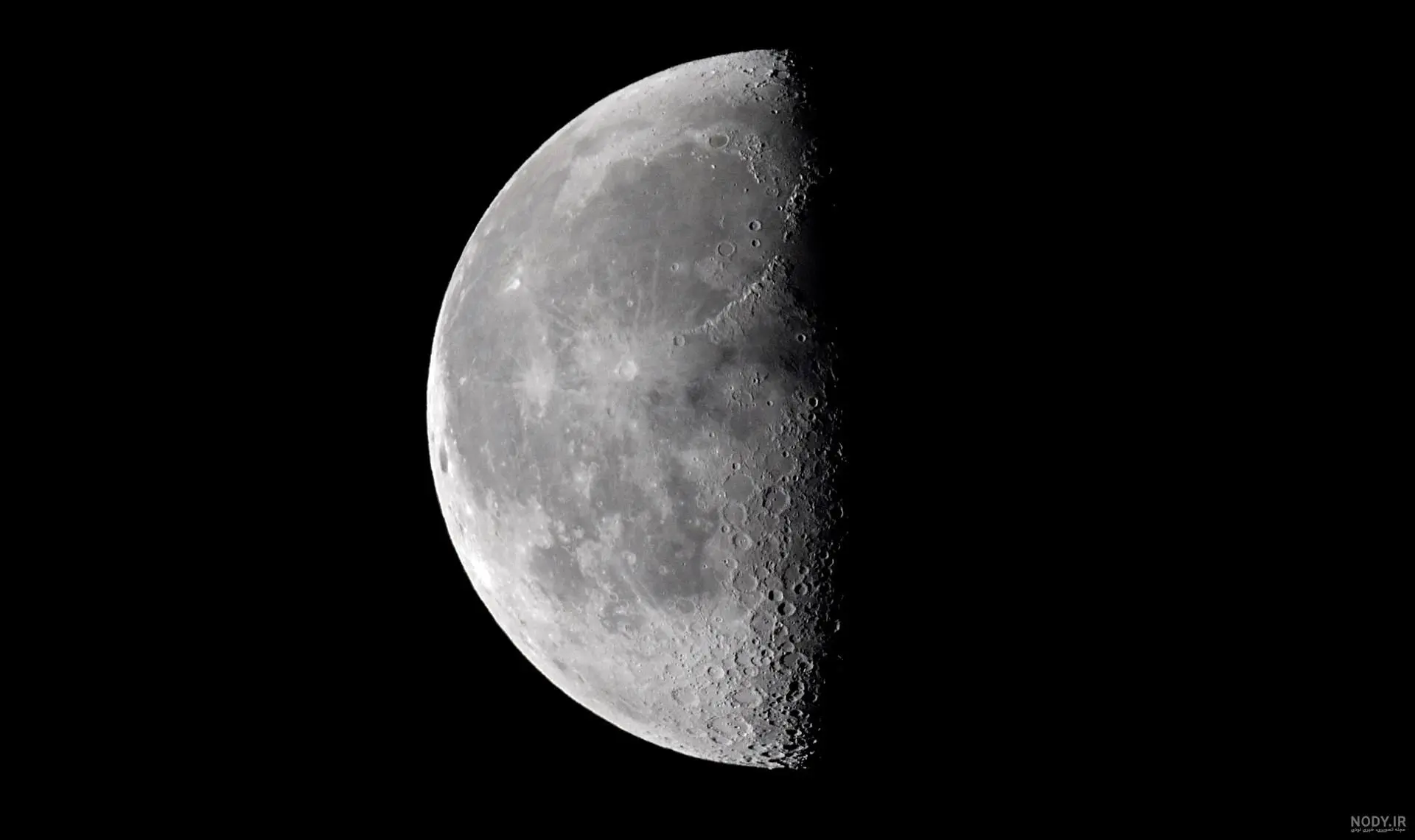 چرا گوشی شما نمی‌تواند عکس ماه را درست ثبت کند؟