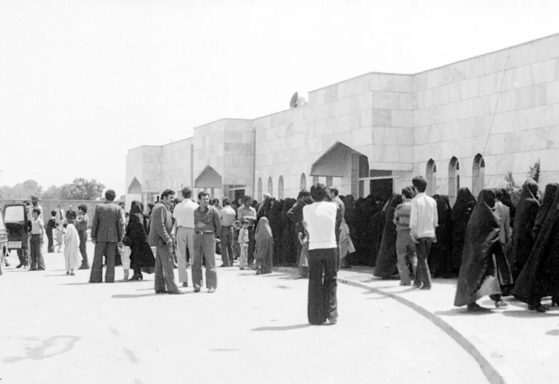 قطع برق در بهشت زهرا ۲۰۰ میت را معطل کرد!