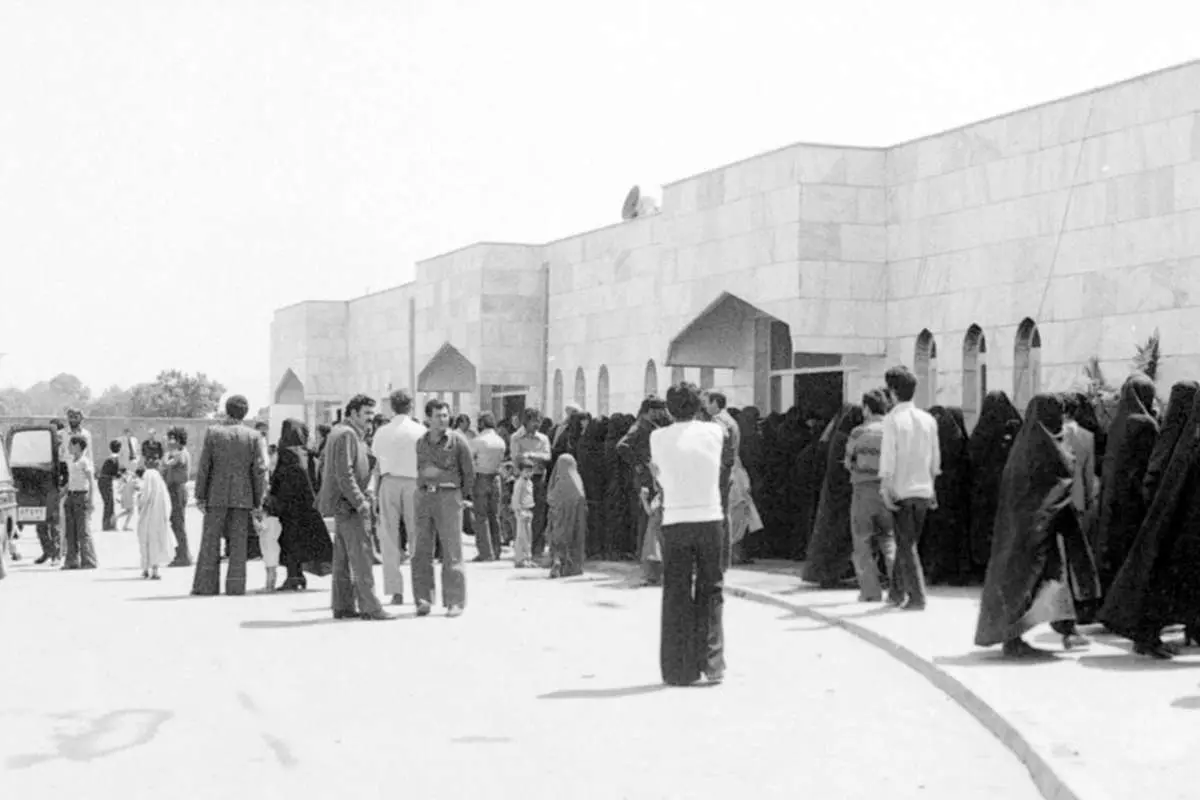 قطع برق در بهشت زهرا ۲۰۰ میت را معطل کرد!
