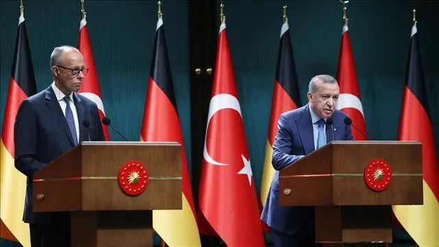پاسخ تند اردوغان به صدر اعظم آلمان: جنایات اسرائیل را نمی‌بینید؟
