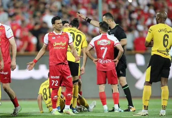 مجازات آل‌کثیر توسط ستاره‌های پرسپولیس؛ آنفالو دست جمعی!