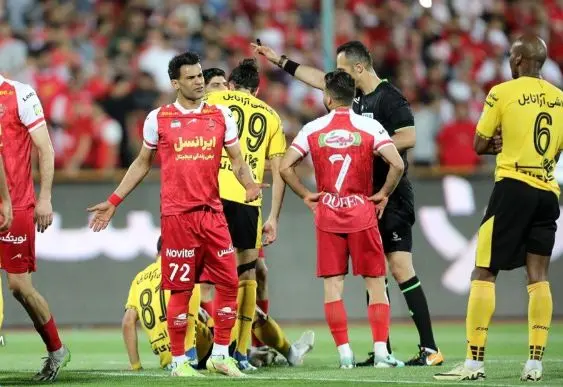 مجازات آل‌کثیر توسط ستاره‌های پرسپولیس؛ آنفالو دست جمعی!