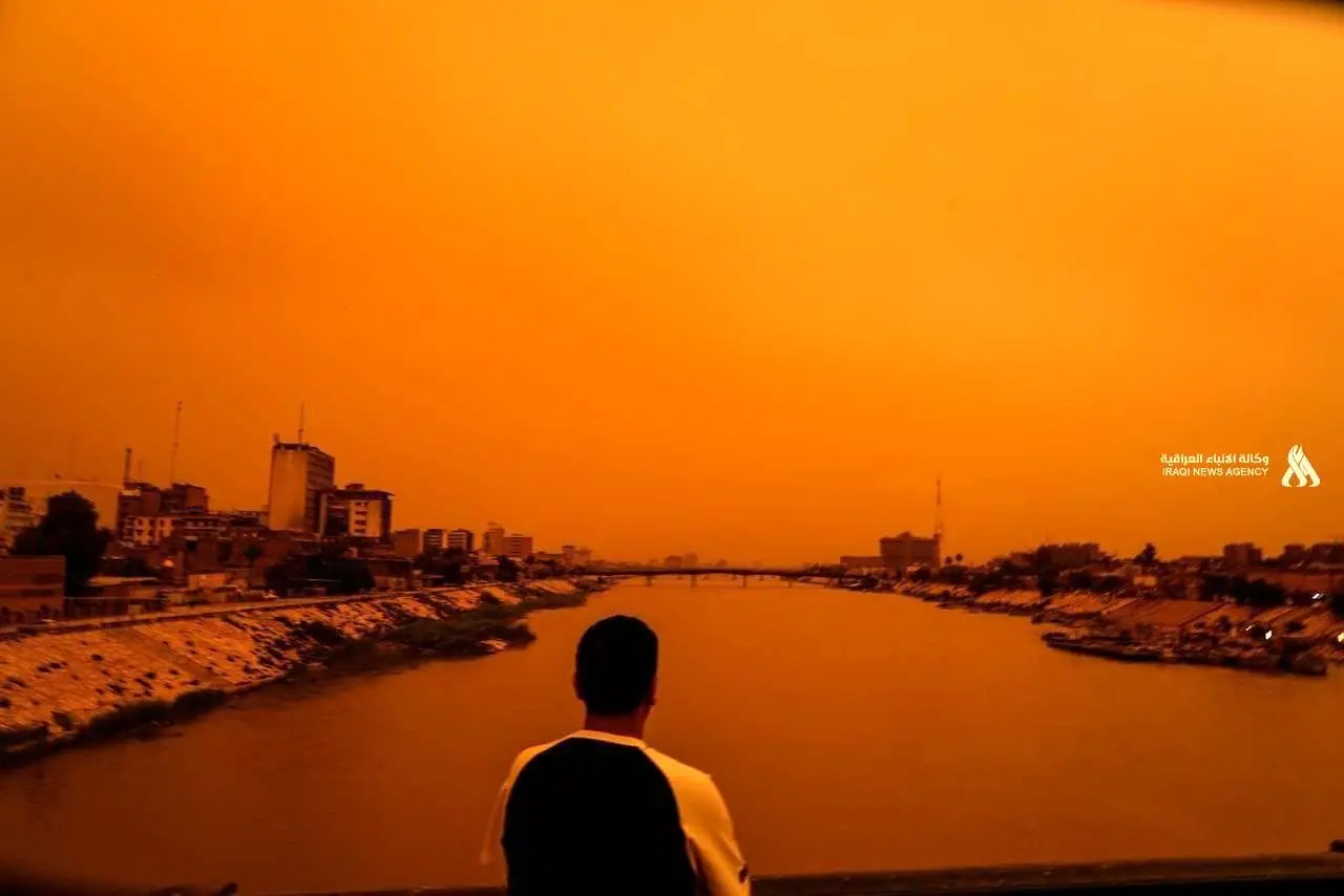 تصاویر؛ آسمان سرخ بغداد