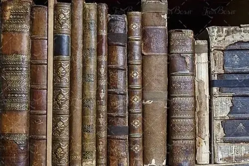 نویسندگان بدون کتاب و کتاب‌های بدون نویسنده