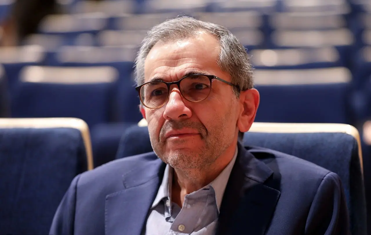 تخت‌روانچی: مواضع آمریکایی‌ها متناقض است