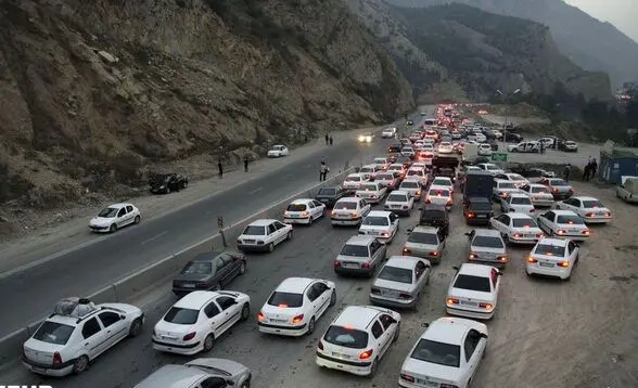 ترافیک سنگین در محور‌های ورودی به مازندران
