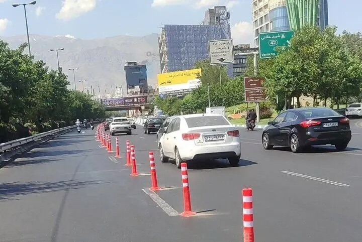ایجاد موانع موقت در برخی معابر تهران برای برگزاری مراسم تشییع رهبر شهید