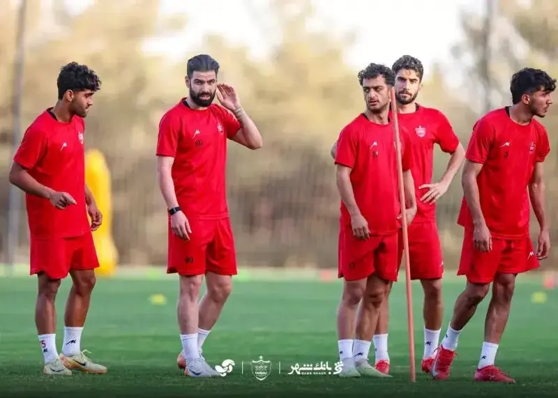 پرسپولیسی‌ها در سالن و چمن تمرین کردند