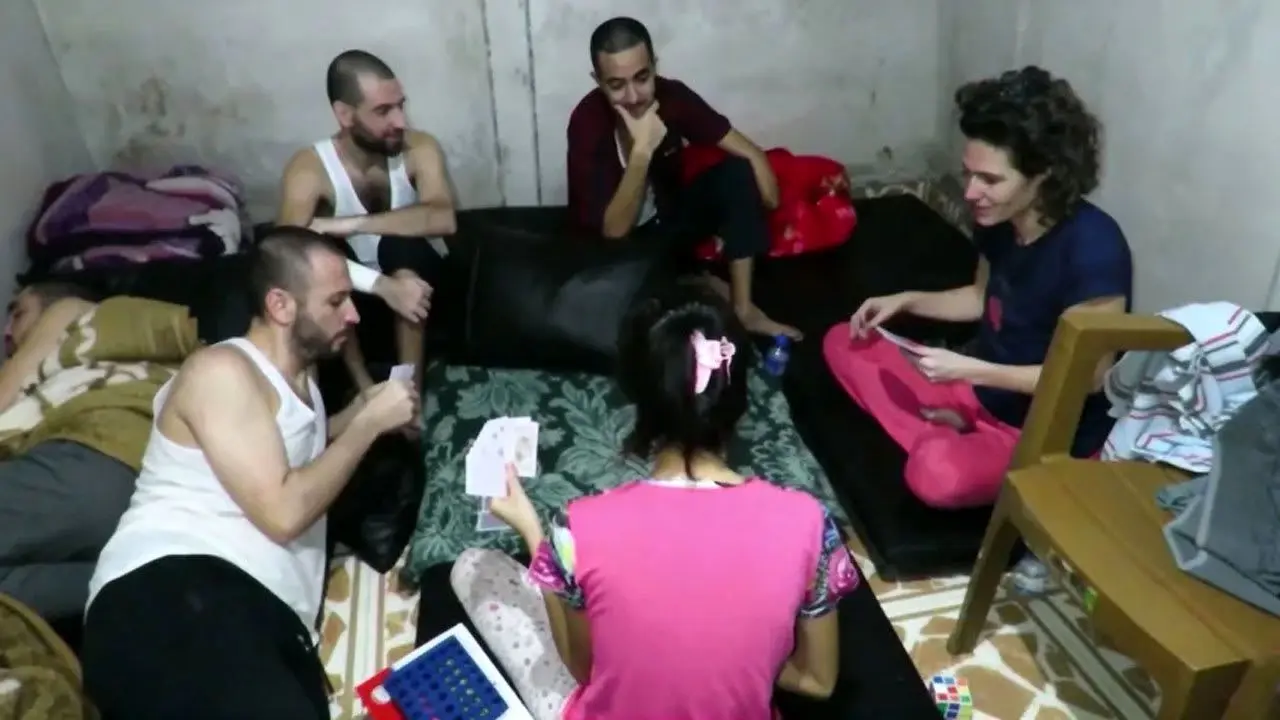 تصاویری از جشن گرفتن گروگان‌های اسرائیلی در غزه 

