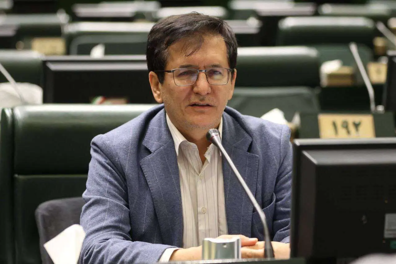 درخواست نماینده مجلس از دستگاه‌های امنیتی در خصوص «نفوذی‌ها»