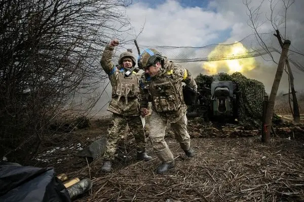 شتر سرگردان در خط مقدم جنگ اوکراین