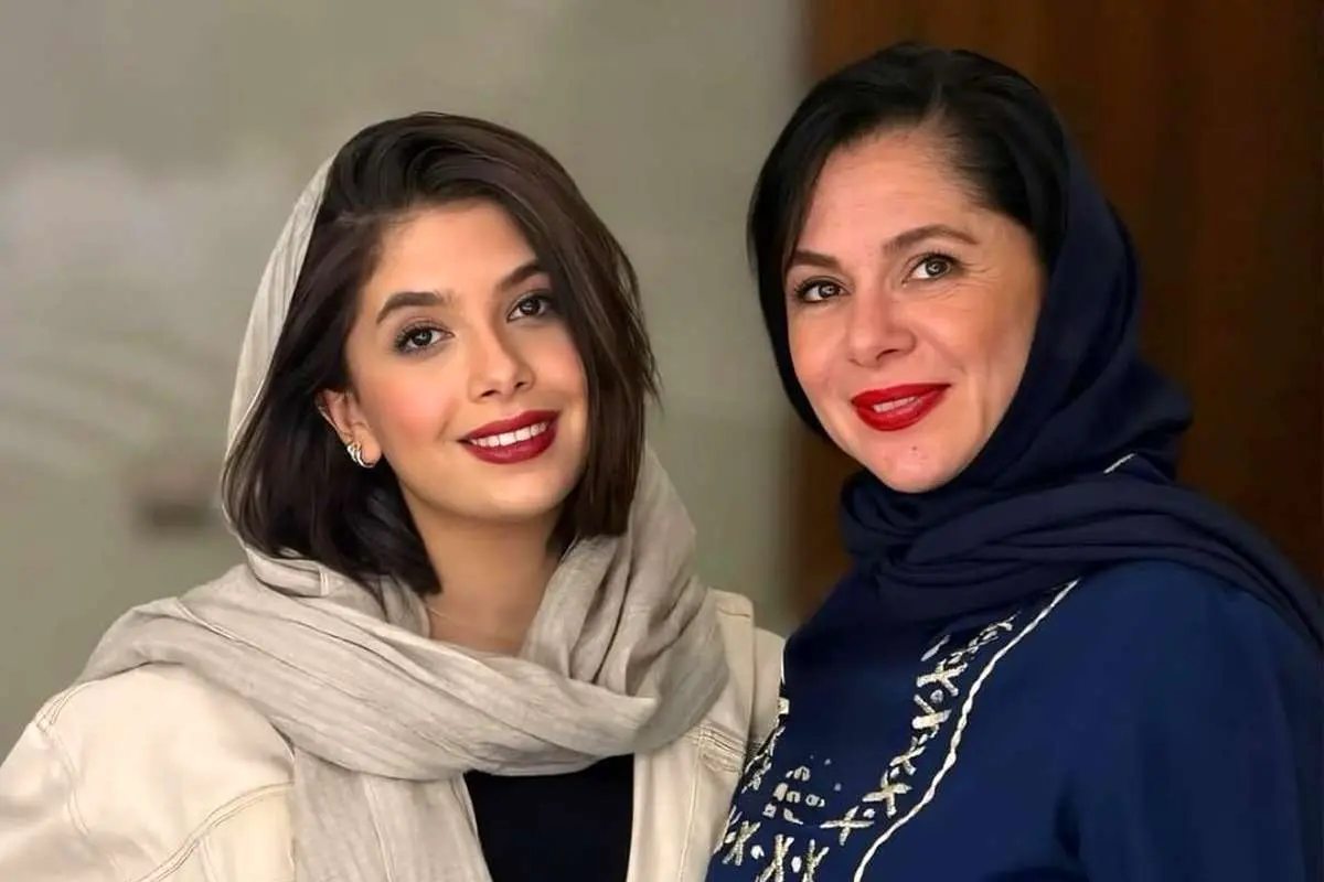 استایل مادر دختری «نفس بازغی و مستانه مهاجر» در کنسرت «سهراب پاکزاد»