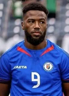 پیام جالب ستاره خارجی استقلال برای هواداران