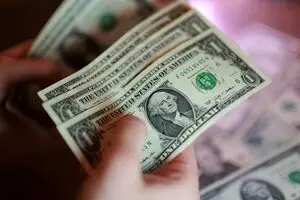 قیمت دلار امروز دوشنبه 6 مهر 1405