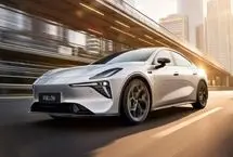 دیپال L06؛ سدان برقی چینی با روح فراری و مغز تسلا