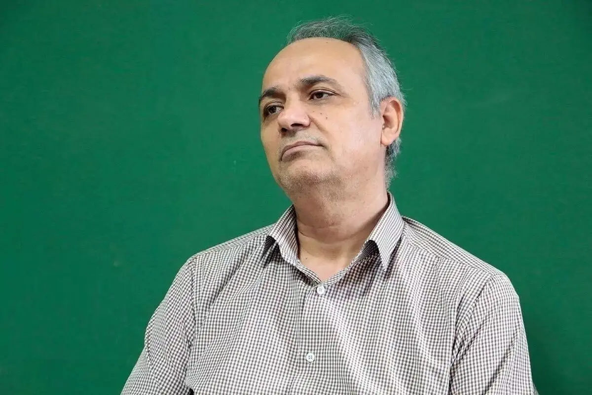 زیدآبادی خطاب به علی لاریجانی: شورای عالی امنیت ملی با تعلیق قانون حجاب، مخالف است یا موافق؟