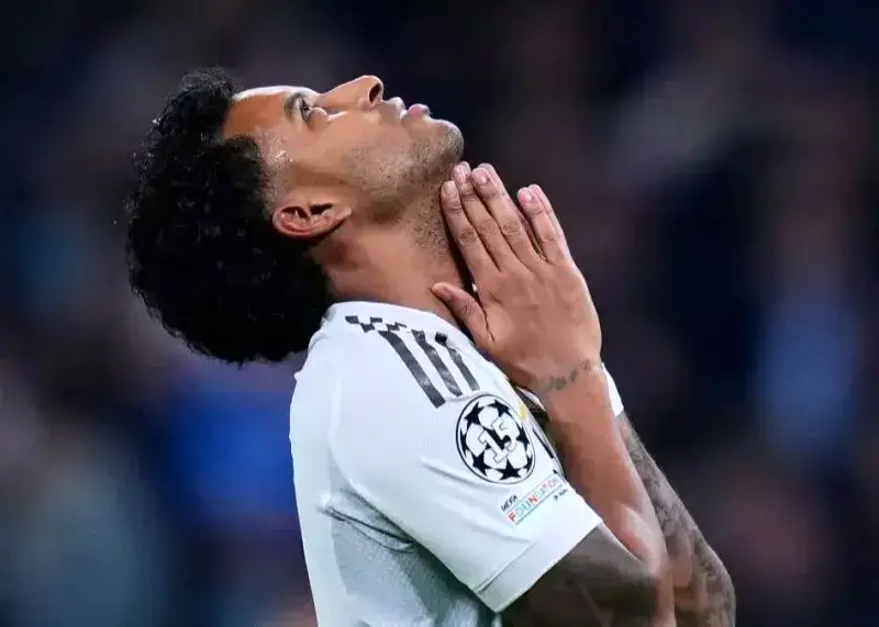 ستاره رئال مادرید فصل و جام جهانی را باهم از دست داد