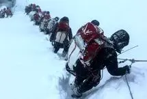 «اورست» در محاصره طوفان برفی/ صدها نفر گرفتار شدند
