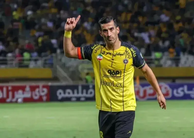 بازگشت کاپیتان سپاهان مقابل پرسپولیس