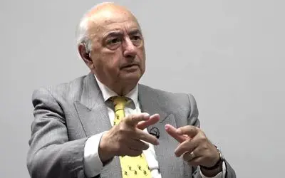 تهدیدات آخرالزمانی و ادبیات جنگی خطرناک است