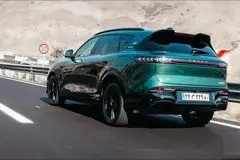 چهار نکته درباره ماشین جدید همایون شجریان‌