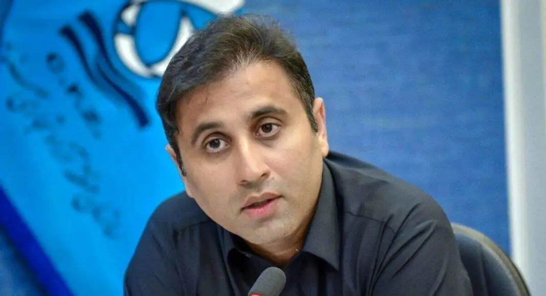 سعیدی: نمایندگان جنگ طلب به جنوب بیایند/ زیر باد کولر برای جنگ نسخه می‌پیچید!
