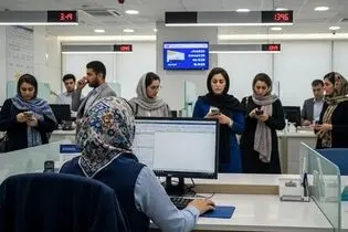 پشت پرده افزایش کارمزد خدمات بانکی سال ۱۴۰۵؛ اداره بانک‌ها از جیب مردم