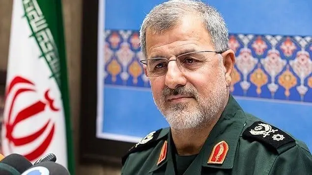 حضور سرلشکر پاکپور در راهپیمایی ۲۲ بهمن