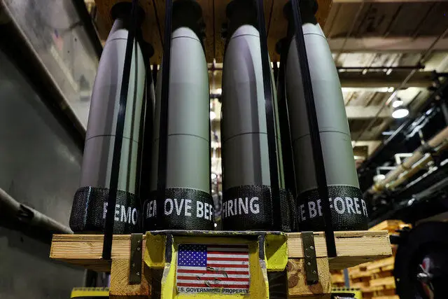 دِیلی کالر: ذخایر تسلیحاتی آمریکا ته کشیده است