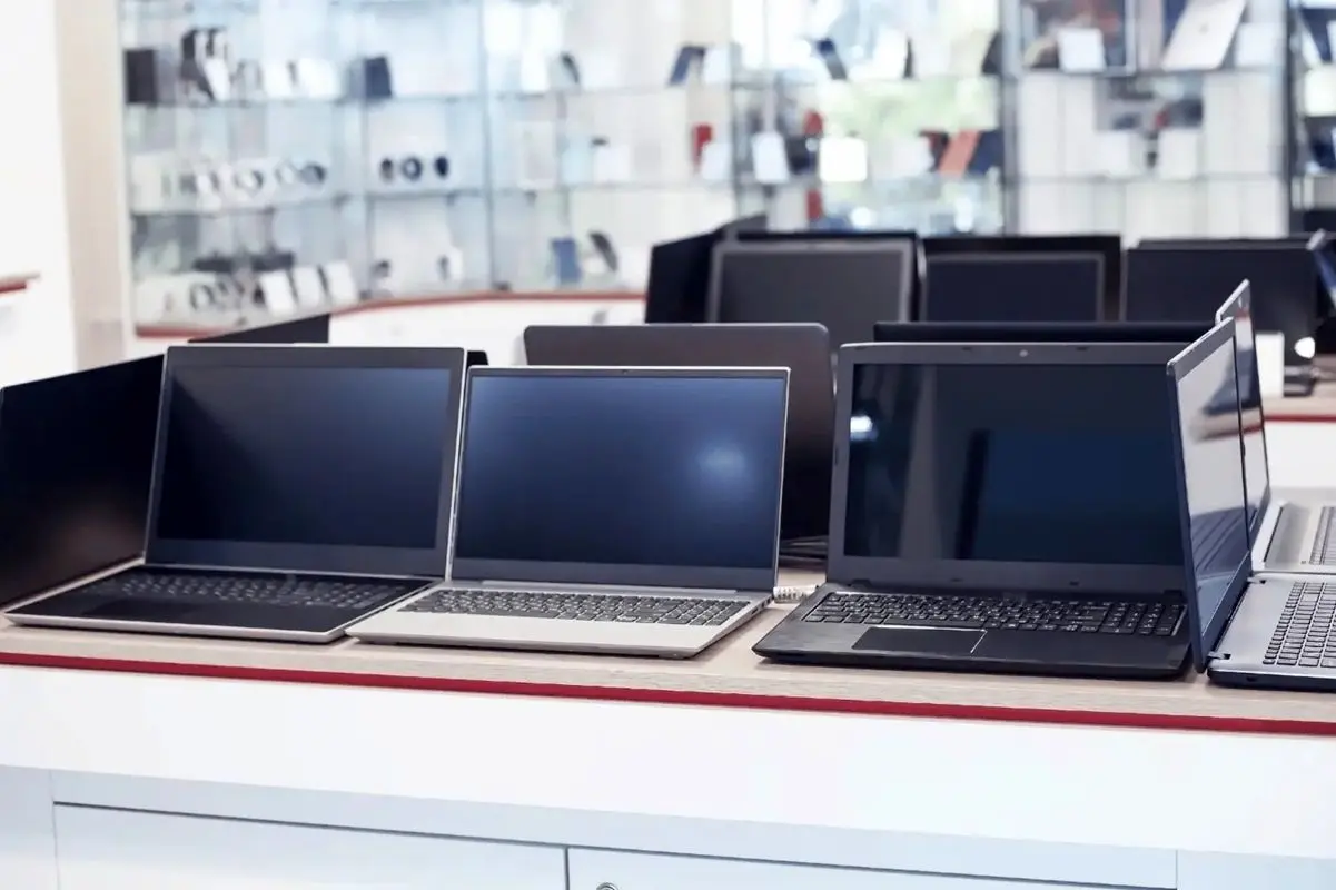 با 30 میلیون چه لپ‌تاپی بخریم؟