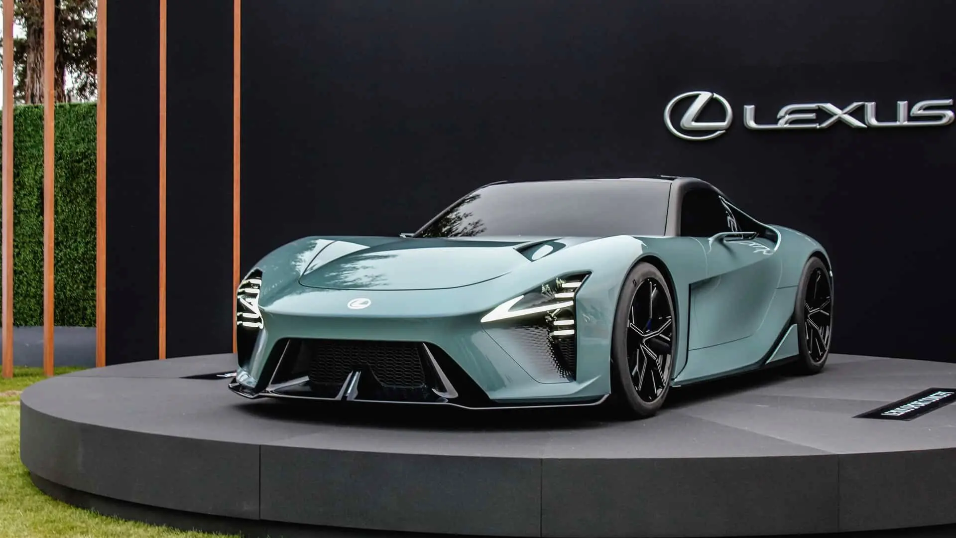 LFA: هیولای جدید لکسوس با غرش V8 از راه رسید