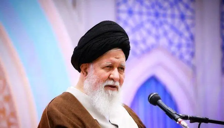 علم‌الهدی: امام خمینی از داخل قبر بر ایران حکومت می‌کند