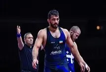 ببینید؛ مبارزه نخست حسن یزدانی مقابل امیرعلی آذرپیرا در انتخابی تیم ملی کشتی