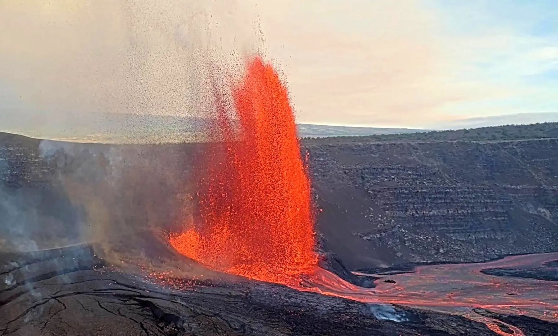 کیلاویا دوباره زبانِ آتش درآورد
