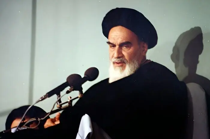 چرا امام خمینی ایده تداوم جنگ را به پذیرش قطعنامه تغییر داد؟