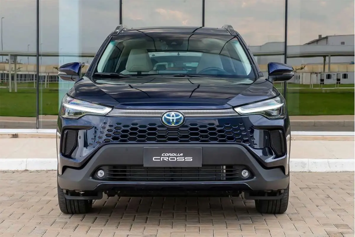 تویوتا کرولا کراس هیبریدی ارزش خرید دارد؟